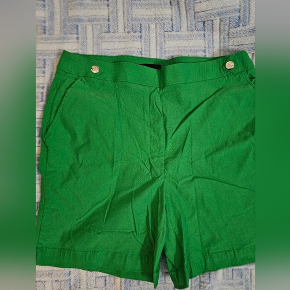 Rafaella Bright Green Shorts - Picture 1 of 3